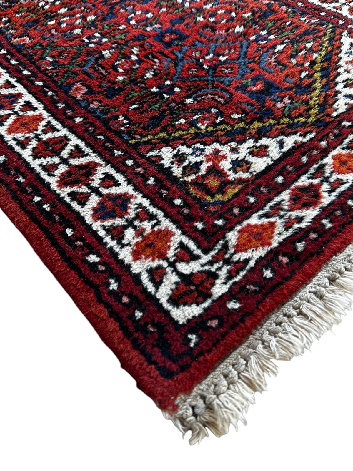 Tapis persan fait main 120cm x 60cm