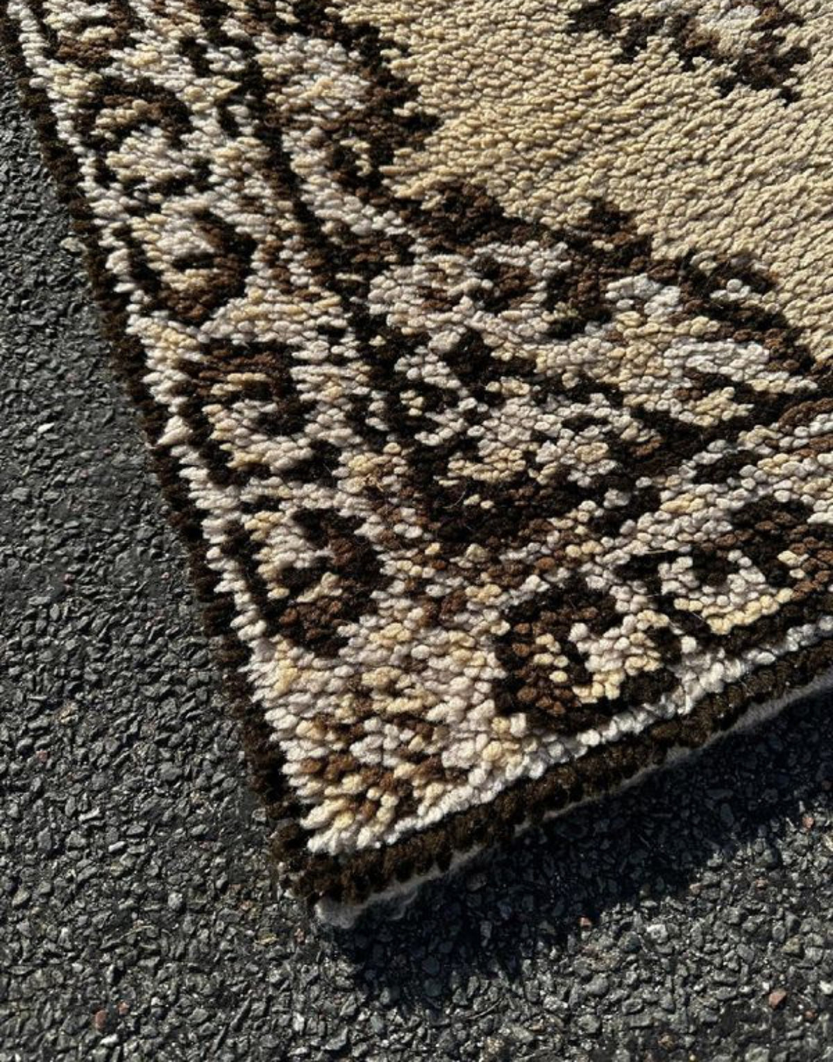Tapis de style oriental en laine 110cm x 70cm