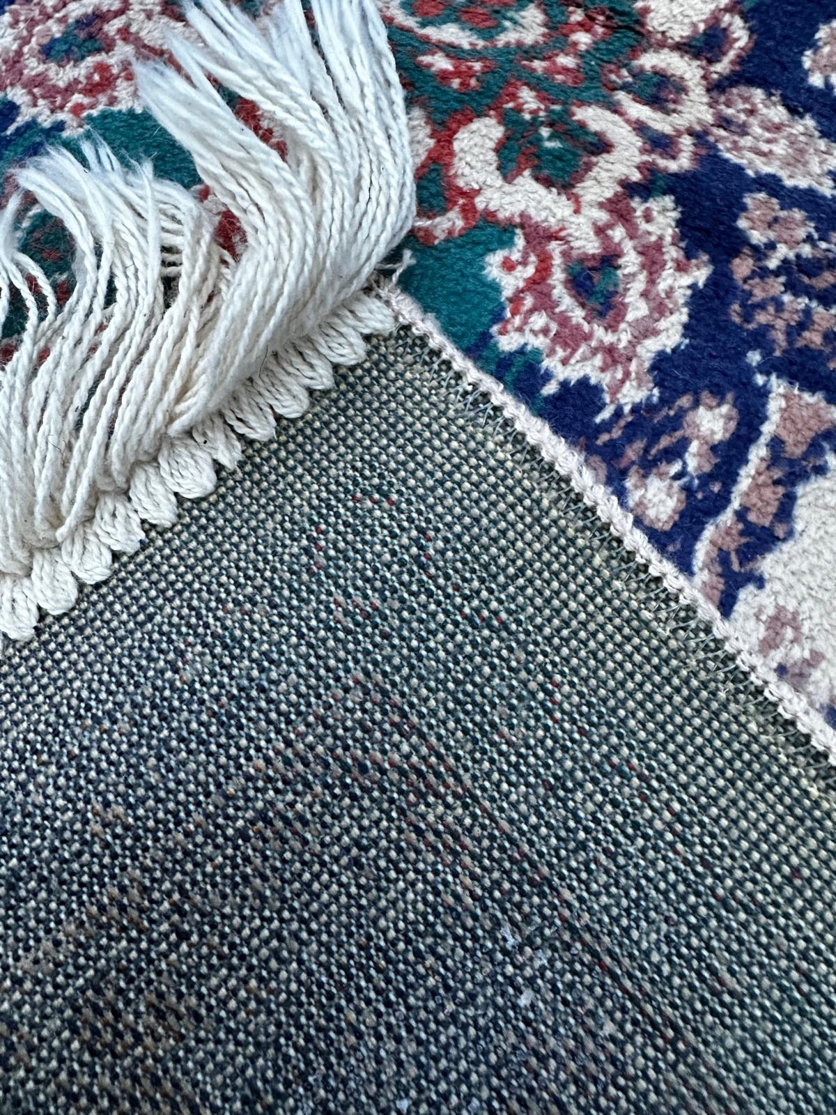 Tapis de style oriental 110cm x 70cm