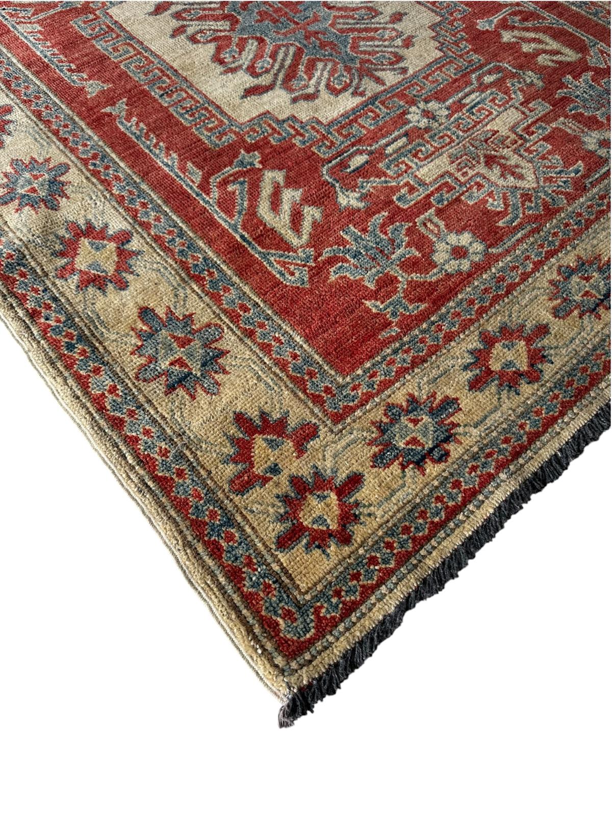Tapis kazak fait main 155cm x 120cm