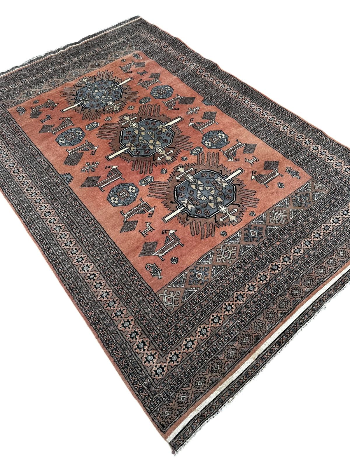 Tapis persan fait main 2mx 3m