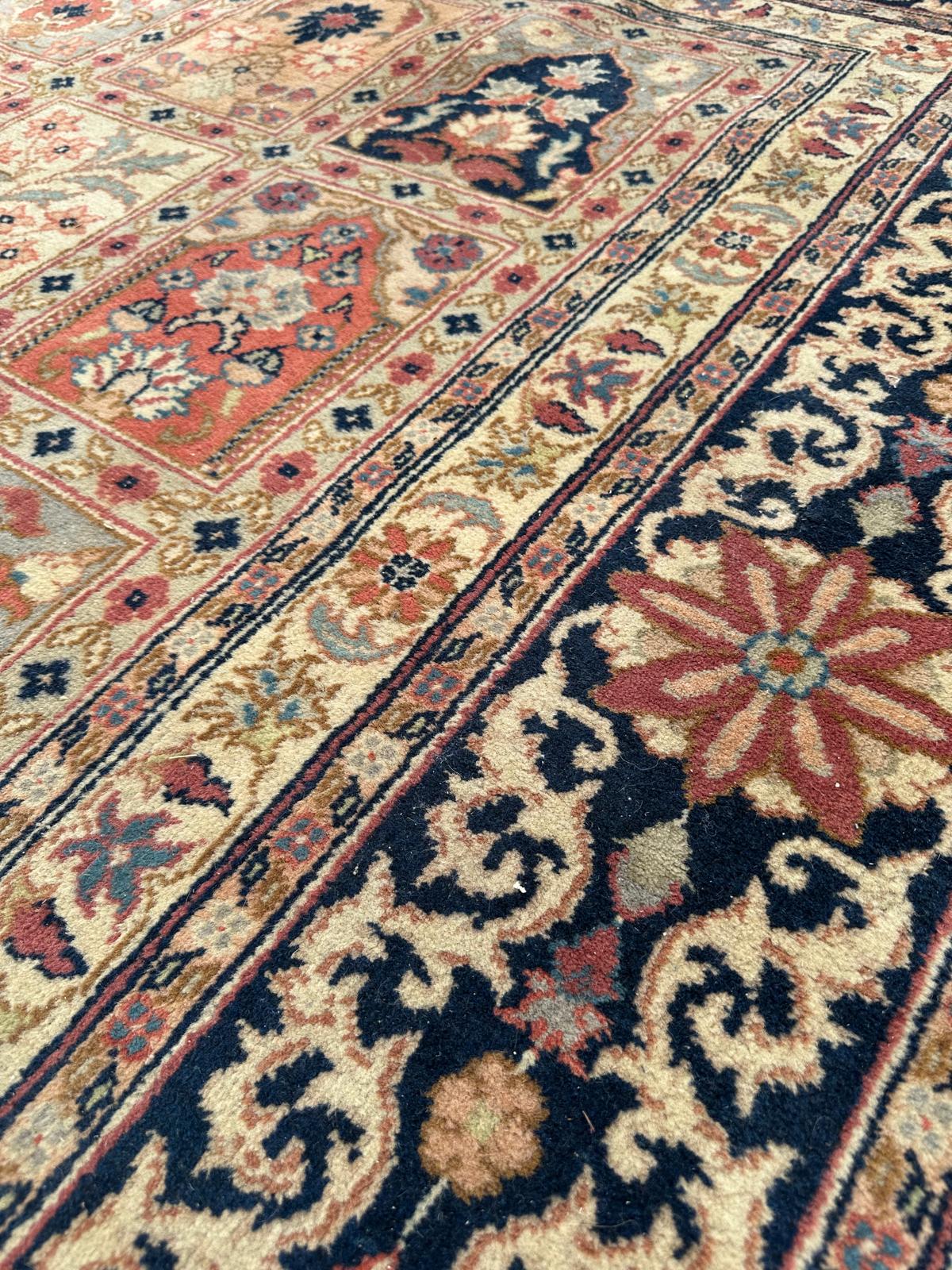 Grand tapis persan 3m x 4m