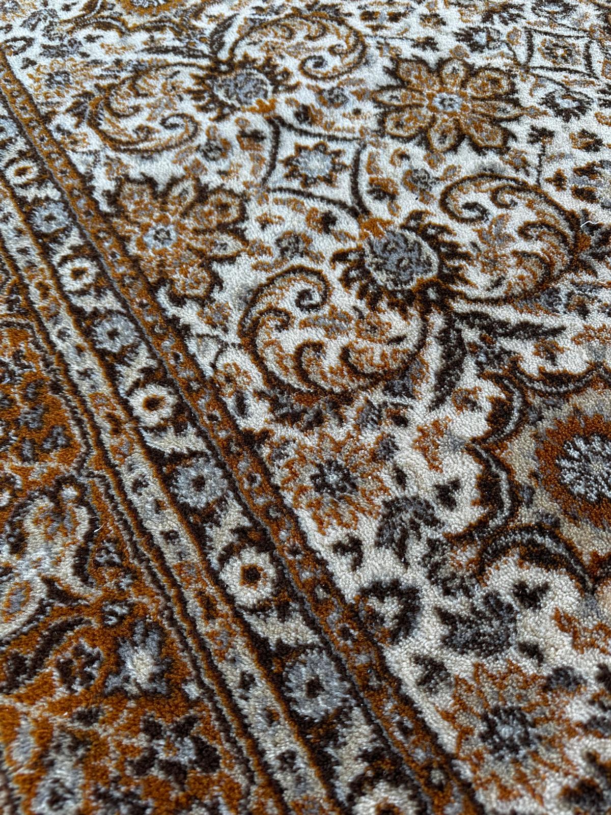 Tapis Oriental 200cm x 140cm