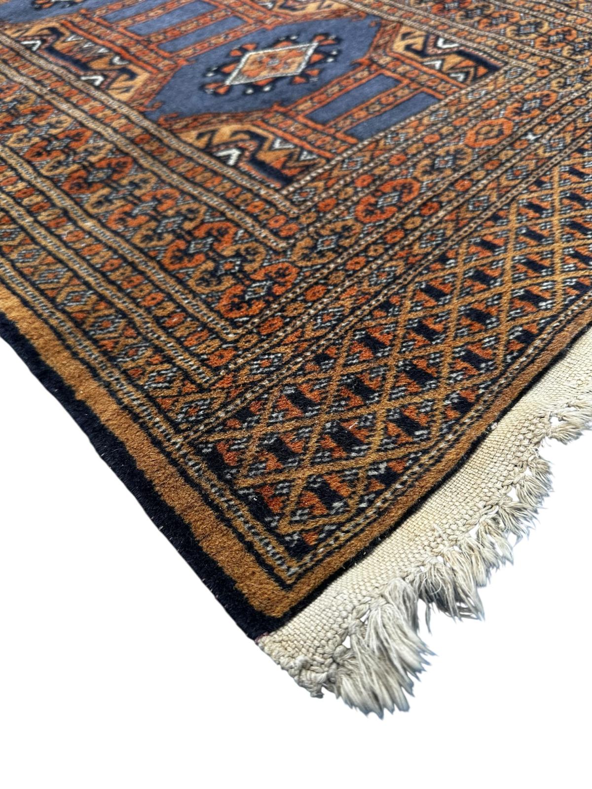 Tapis persan fait main 95cm x 60cm
