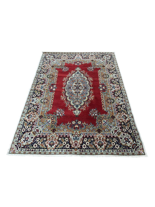 Tapis de style oriental 170cm x 230cm