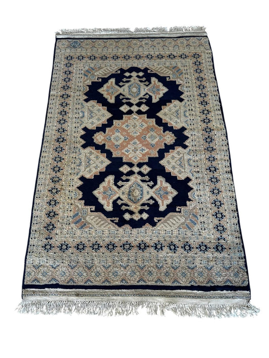 Tapis persan fait main