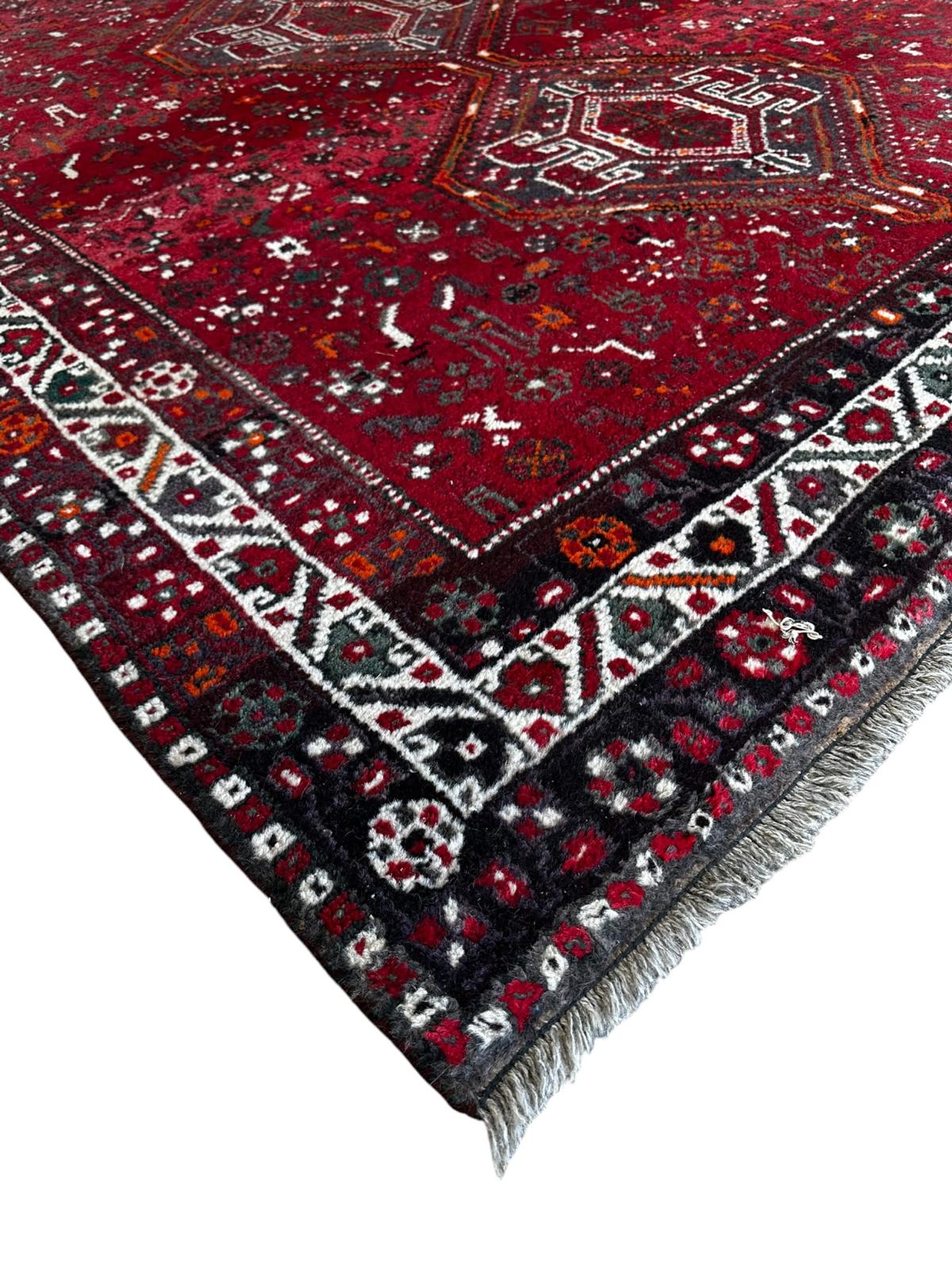 Tapis persan Shiraz fait main 2m x 3m