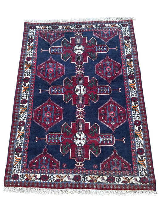 Tapis persan fait main 160cm x 110cm