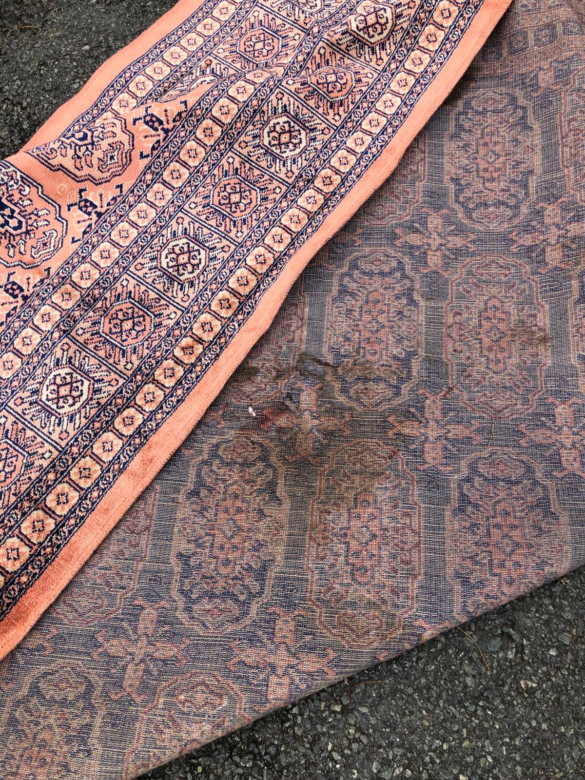 Tapis de style Oriental - 1,9m x 1,4m