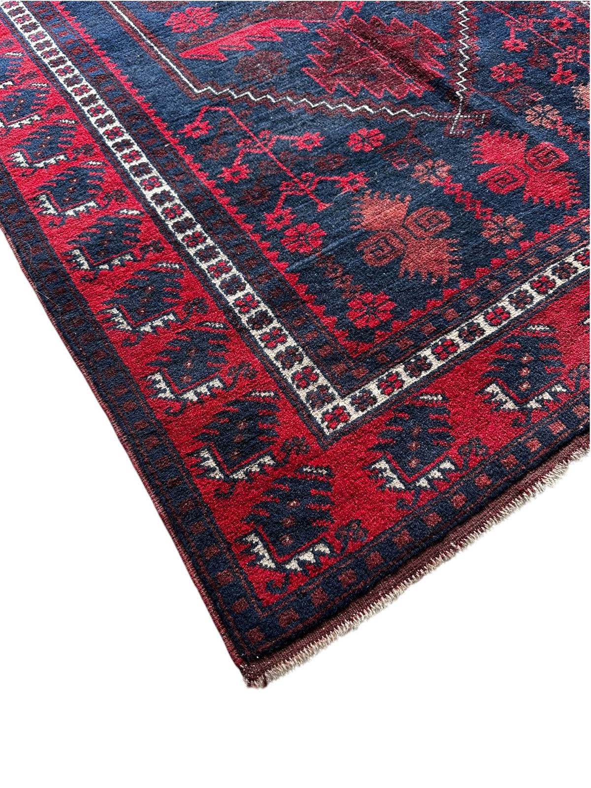 Tapis turc fait main 110cm x 175cm