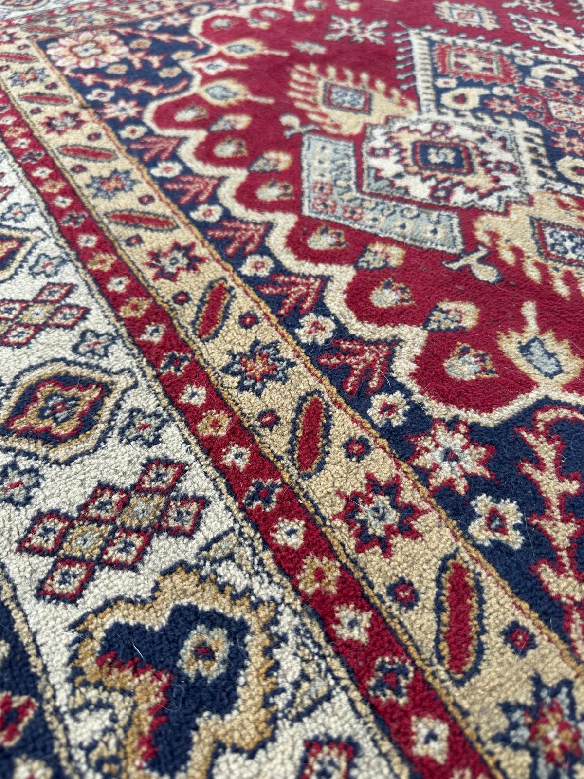 Tapis de style oriental 180cm x 120cm