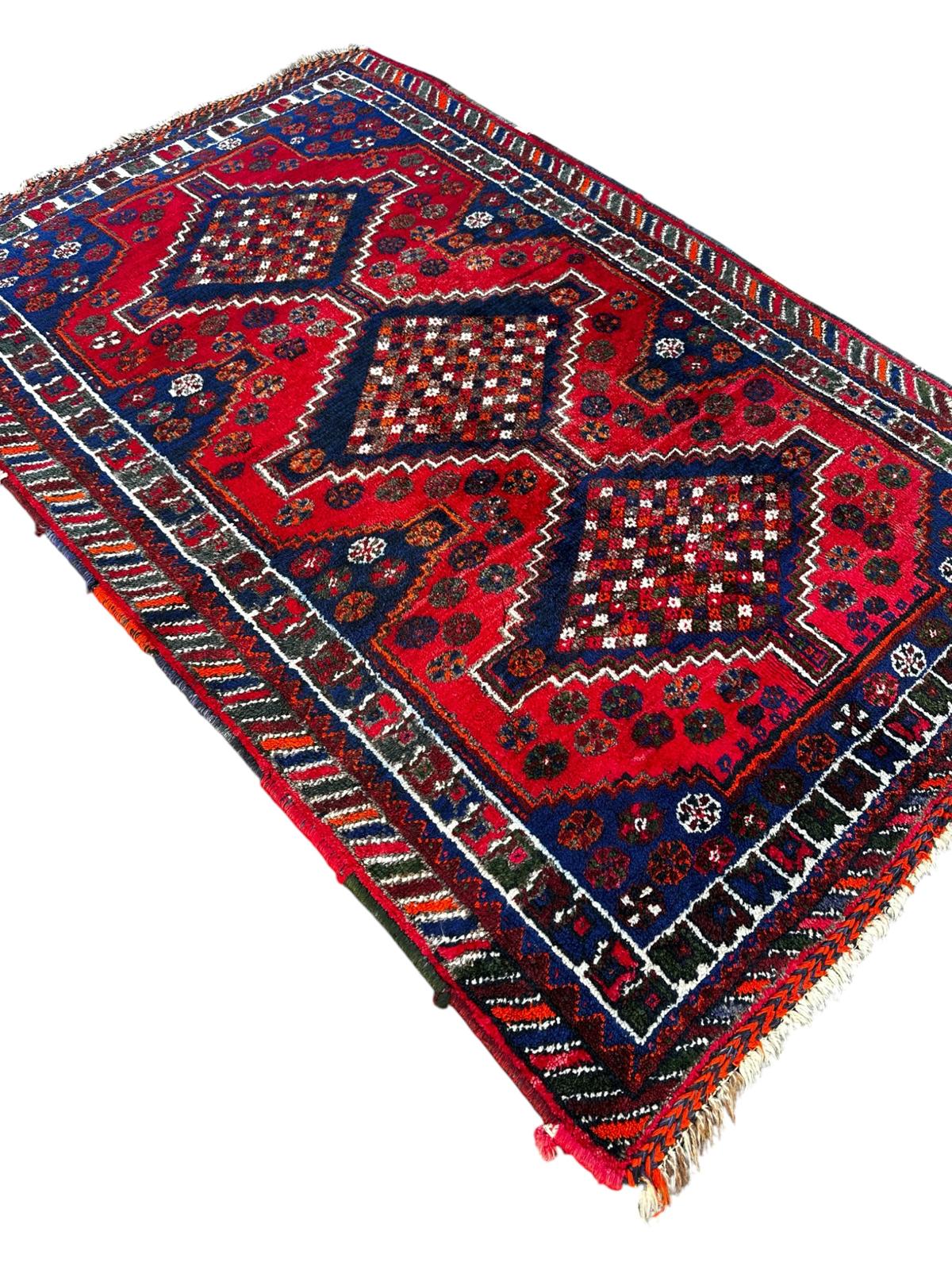 Tapis persan fait main 120cm x 190cm