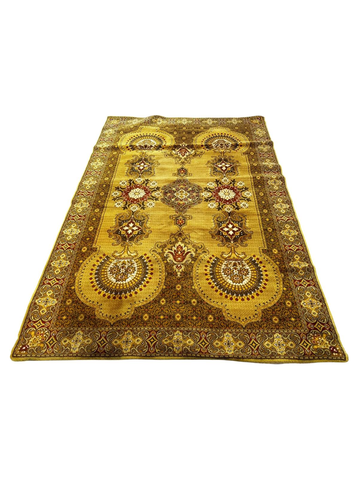 Tapis de style oriental 2m x 3m