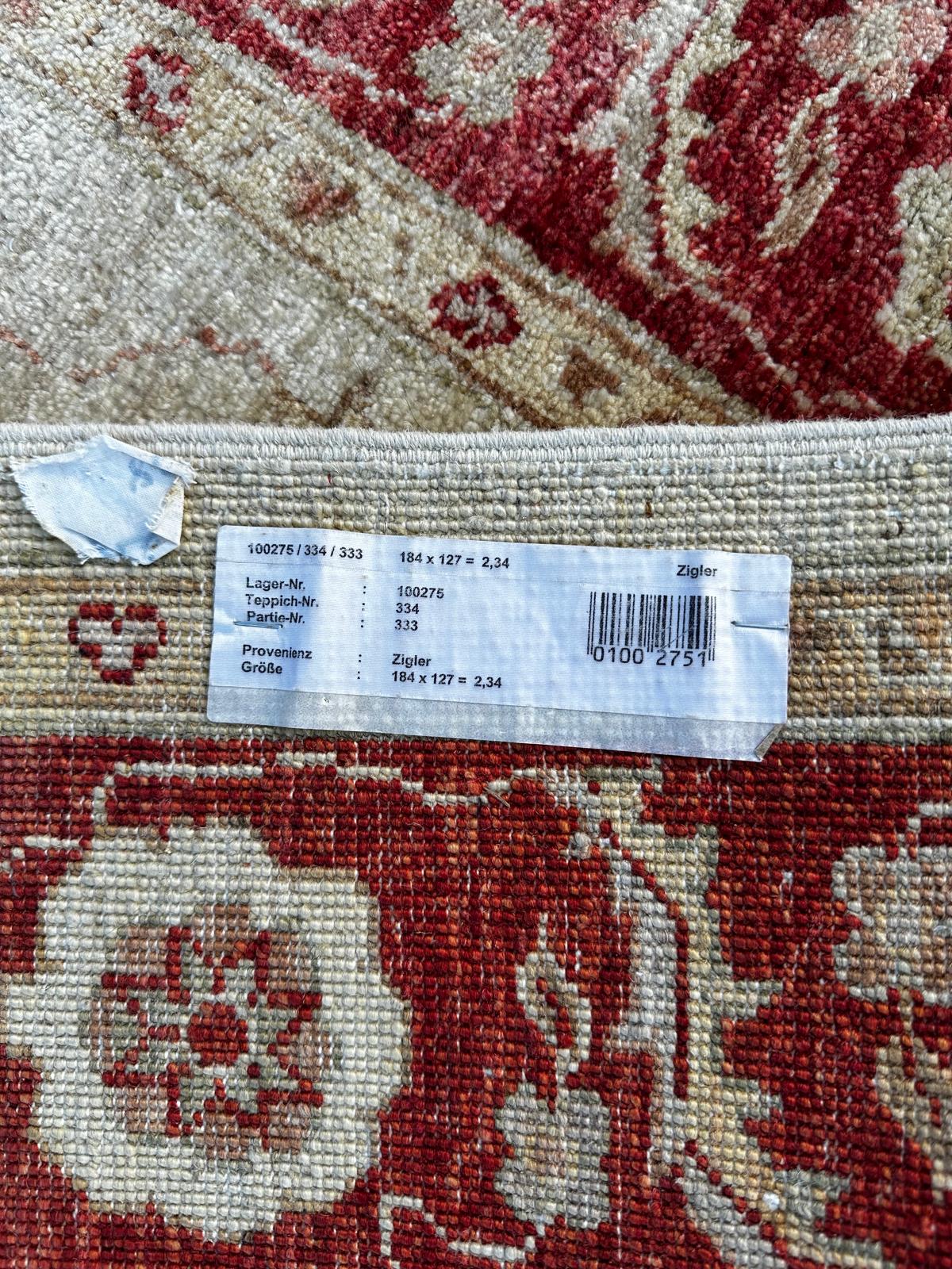 Tapis persan Ziegler