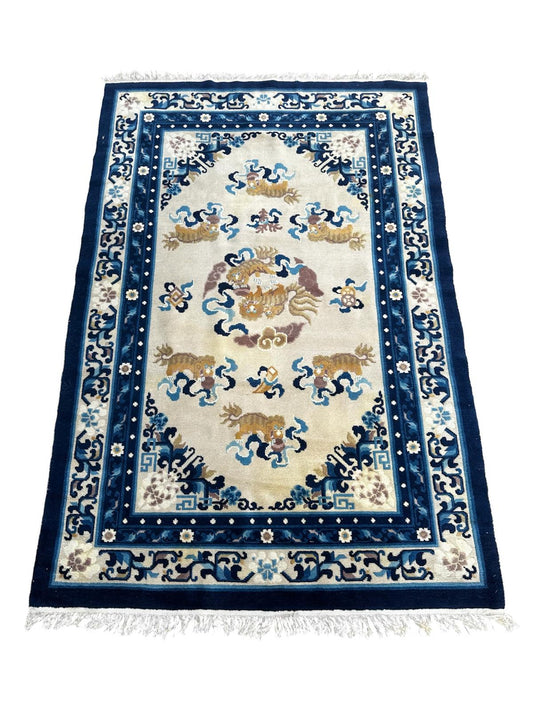 Tapis chinois fait main 190cm x 130cm