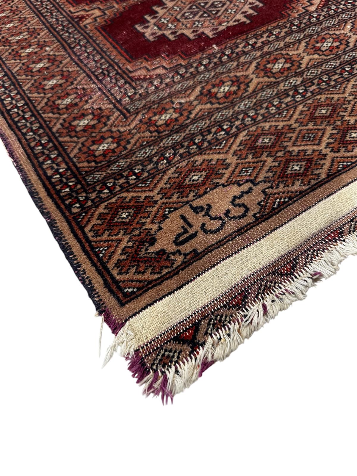 Tapis persan fait main 120cm x 60cm
