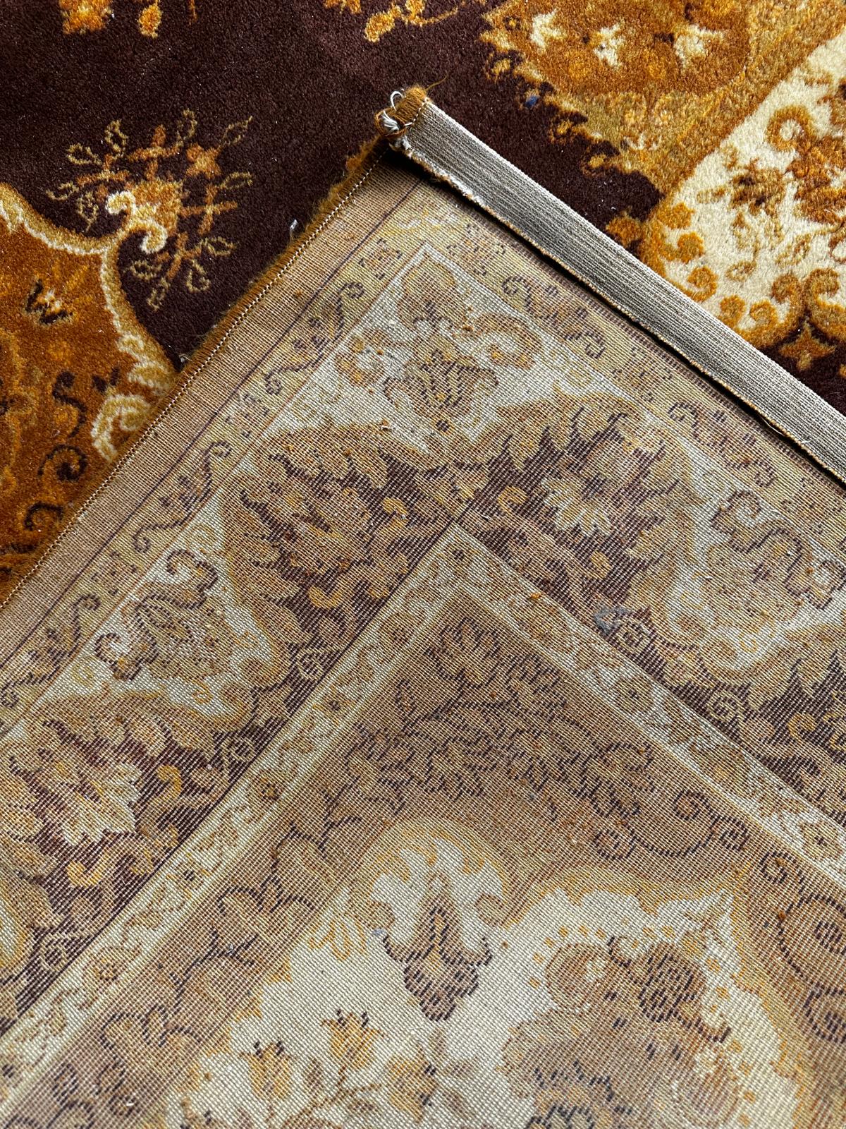 Tapis de style oriental 2m x 3m