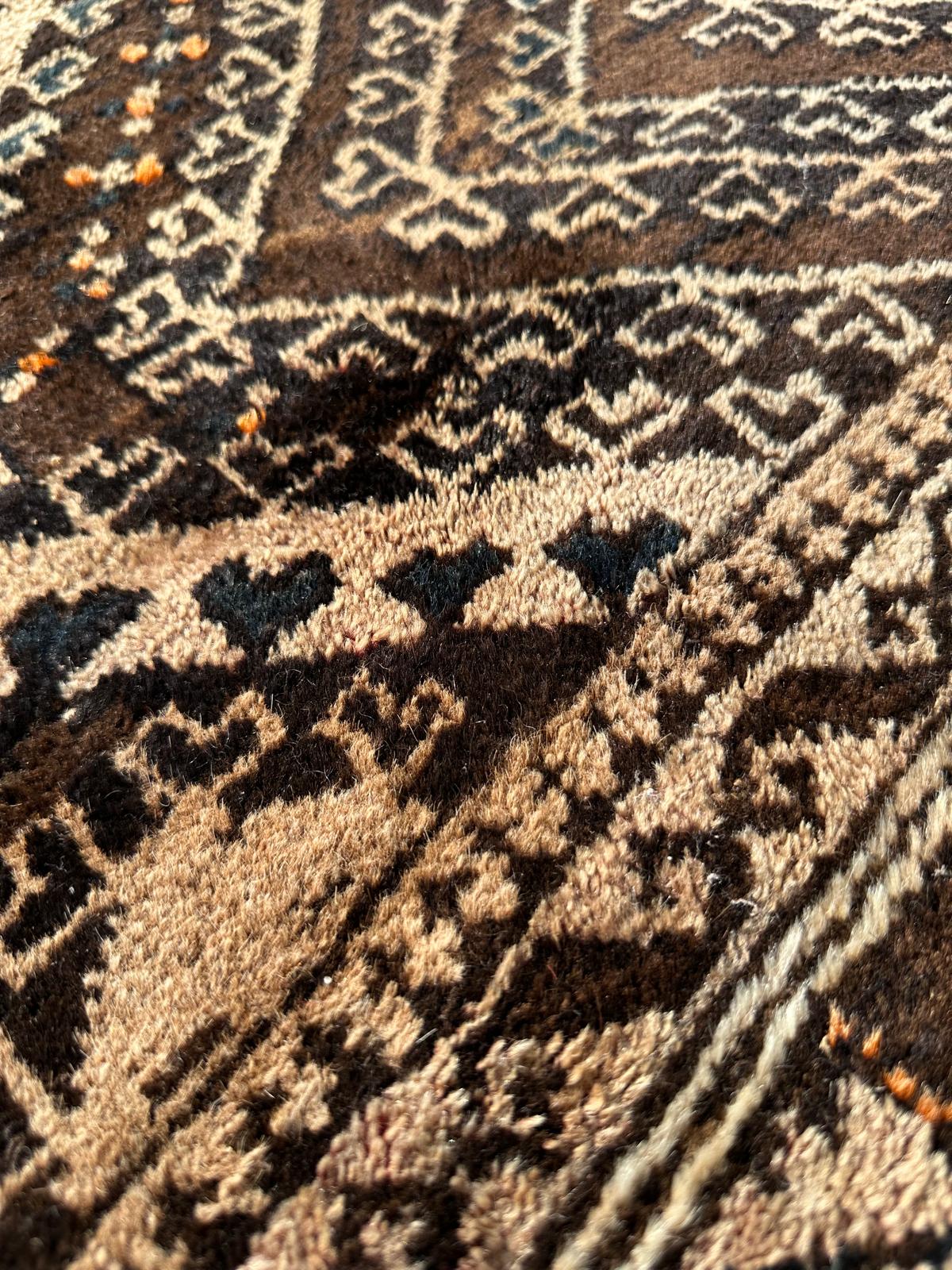 Tapis persan 1,8m x 1,2m