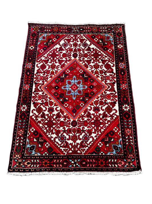 Tapis persan fait main 140cm x 100cm