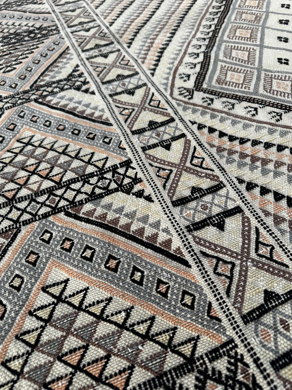 Tapis kilim tunisien 230cm x 160cm