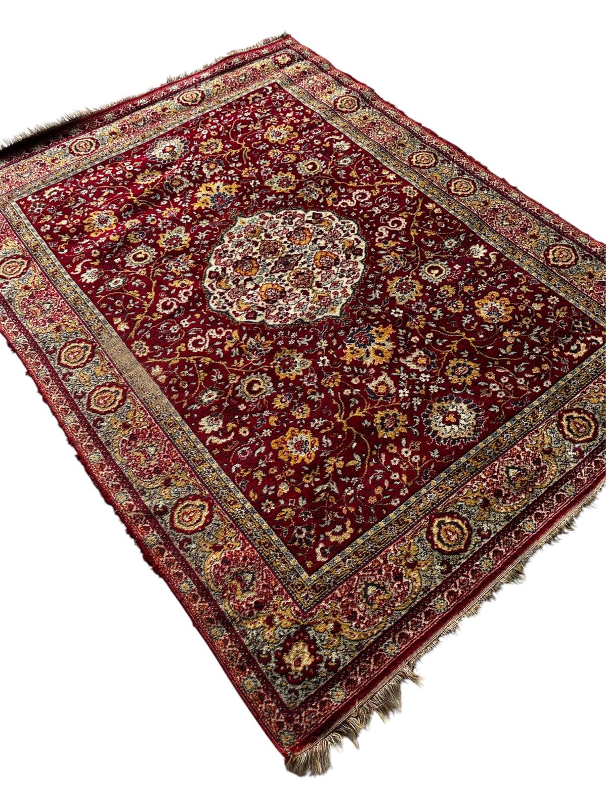 Tapis de style oriental en laine 220cm x 170cm