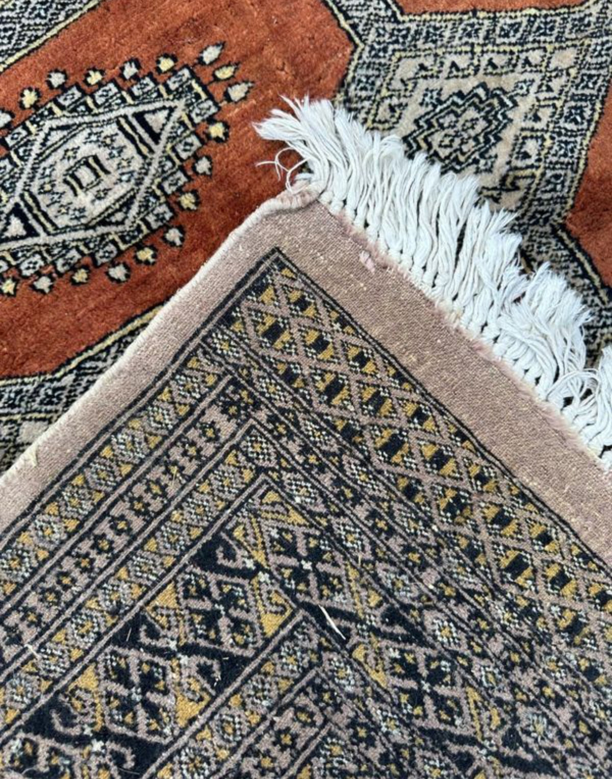 Tapis Pakistanais fait main 180cm x 130cm