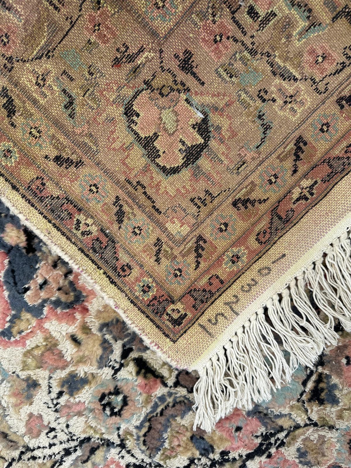 Tapis en Laine et Soie 280cm x 180cm