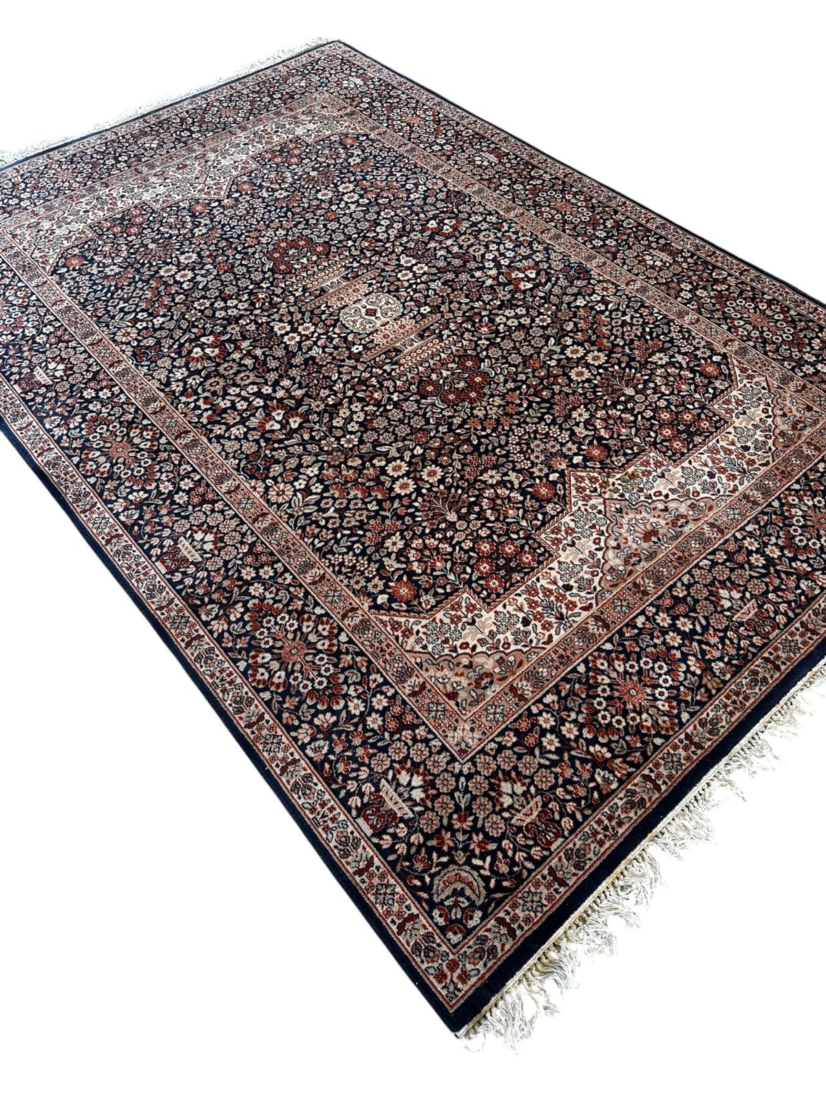 Tapis de style oriental 2m x 3m