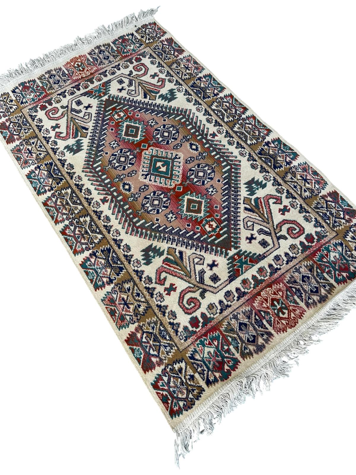 Tapis de style oriental 120cm x 70cm