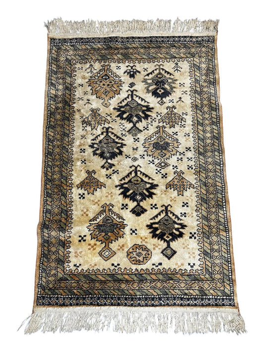 Tapis de style oriental 110cm x 70cm