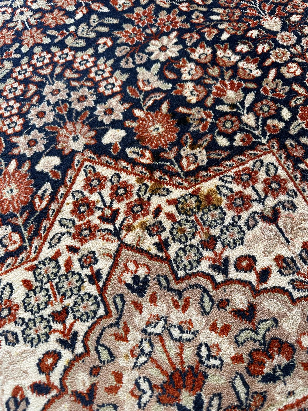 Tapis de style oriental 2m x 3m