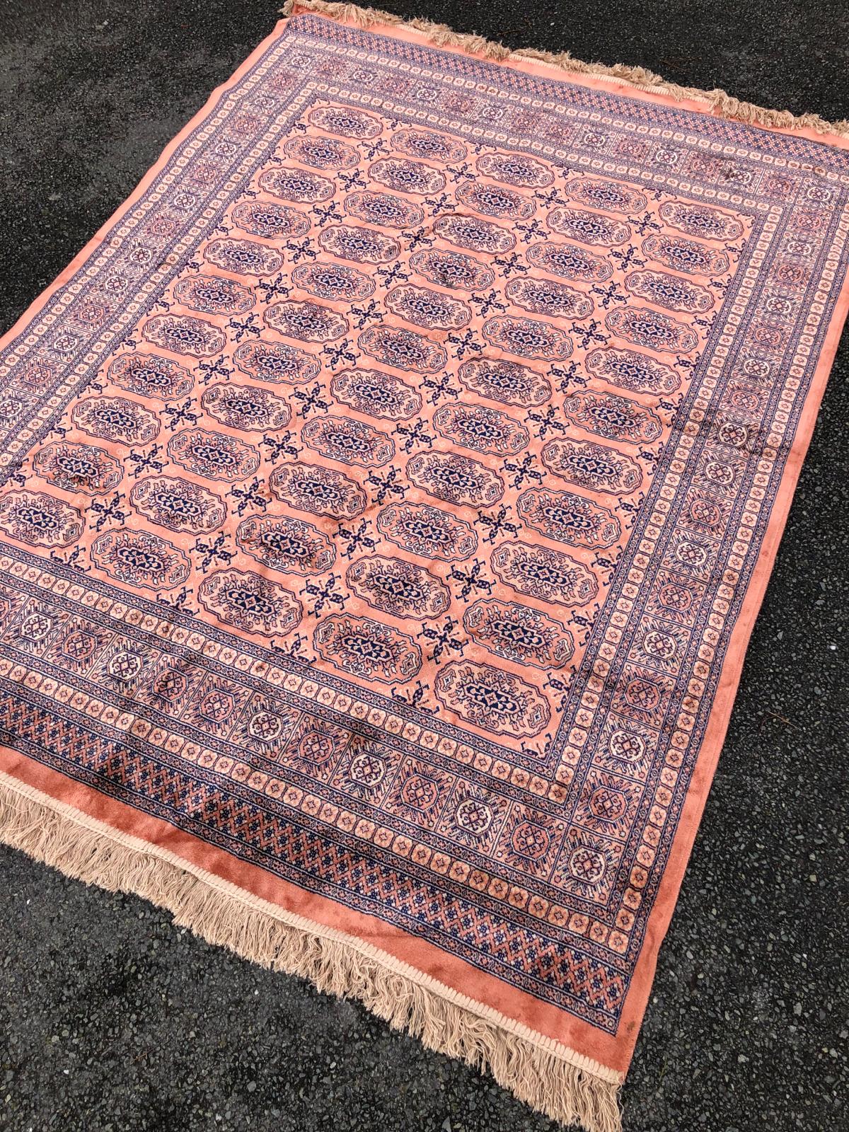 Tapis de style Oriental - 1,9m x 1,4m