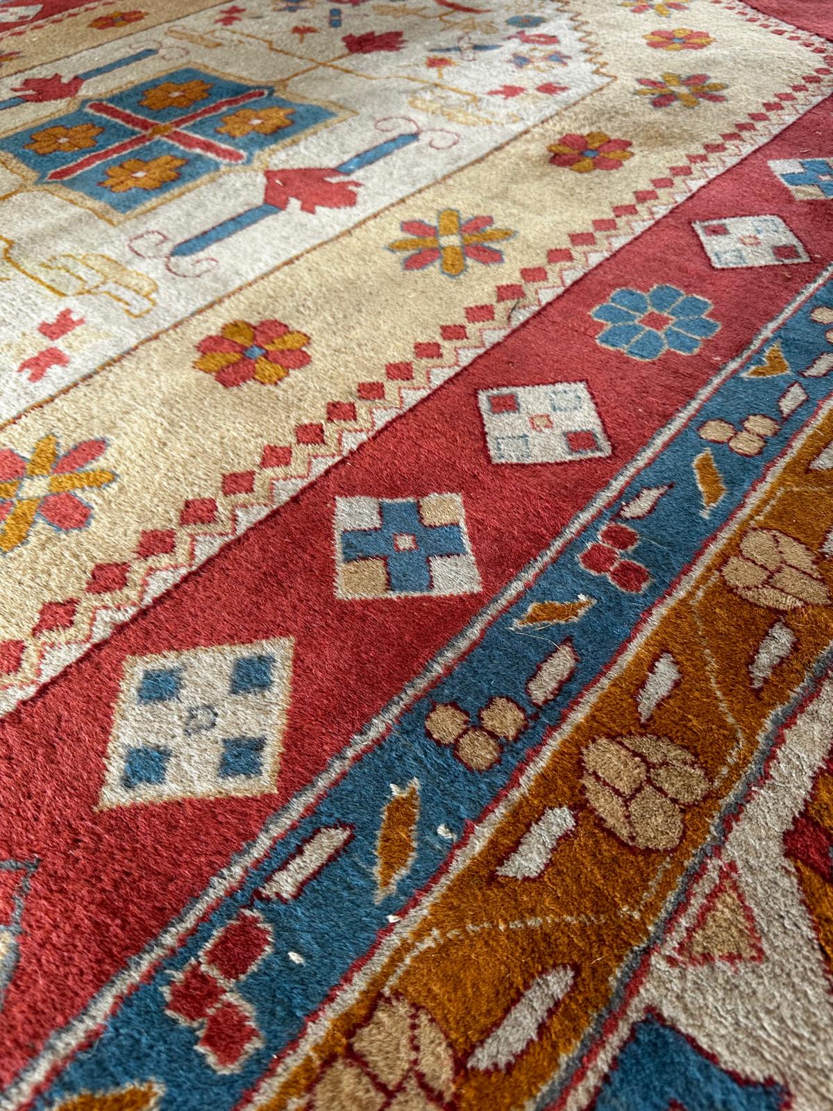 Grand tapis oriental fait main 240cm x 350cm