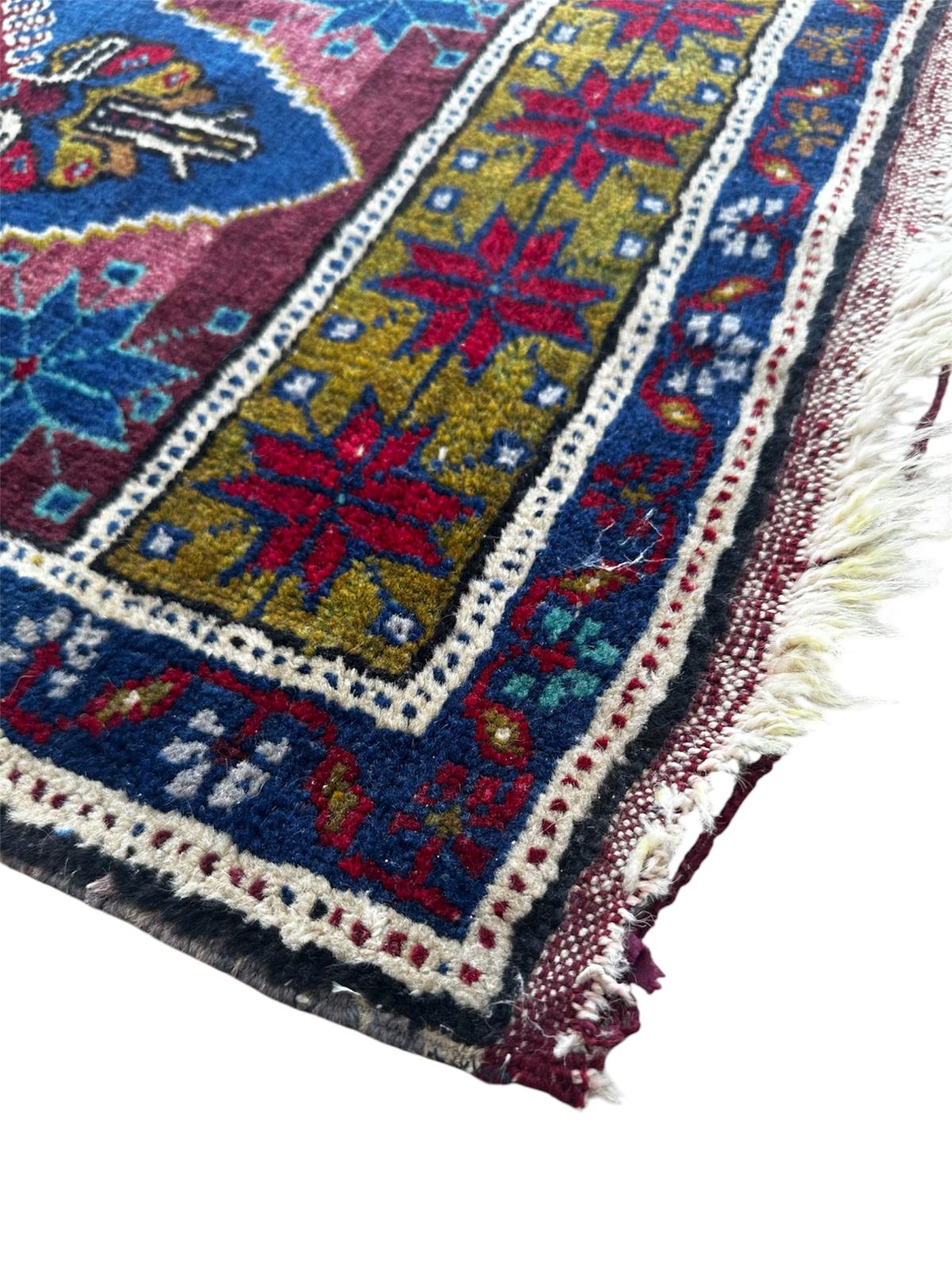 Tapis persan fait main 110cm x 50cm