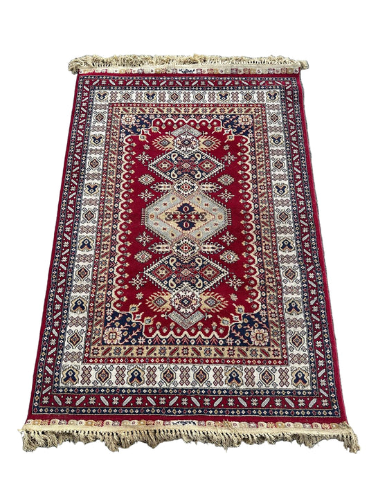 Tapis de style oriental 180cm x 120cm