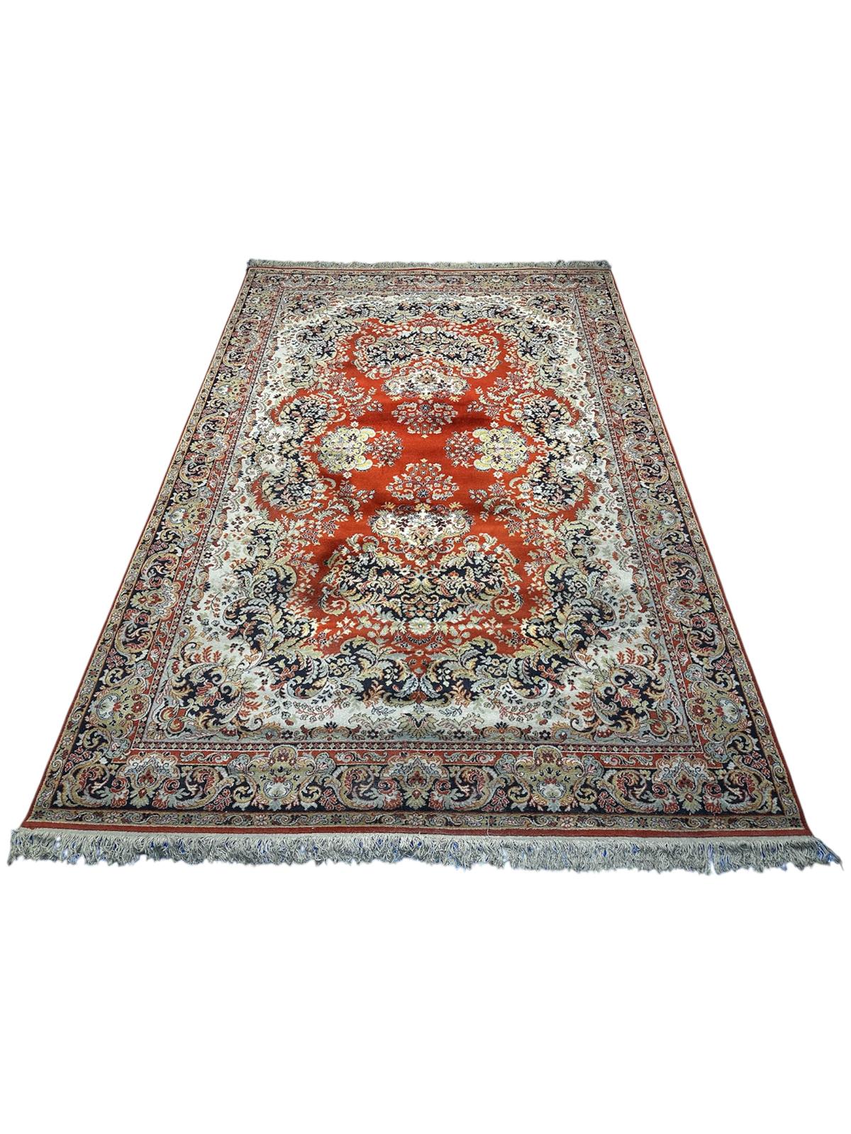 Grand tapis oriental 3m x 2m