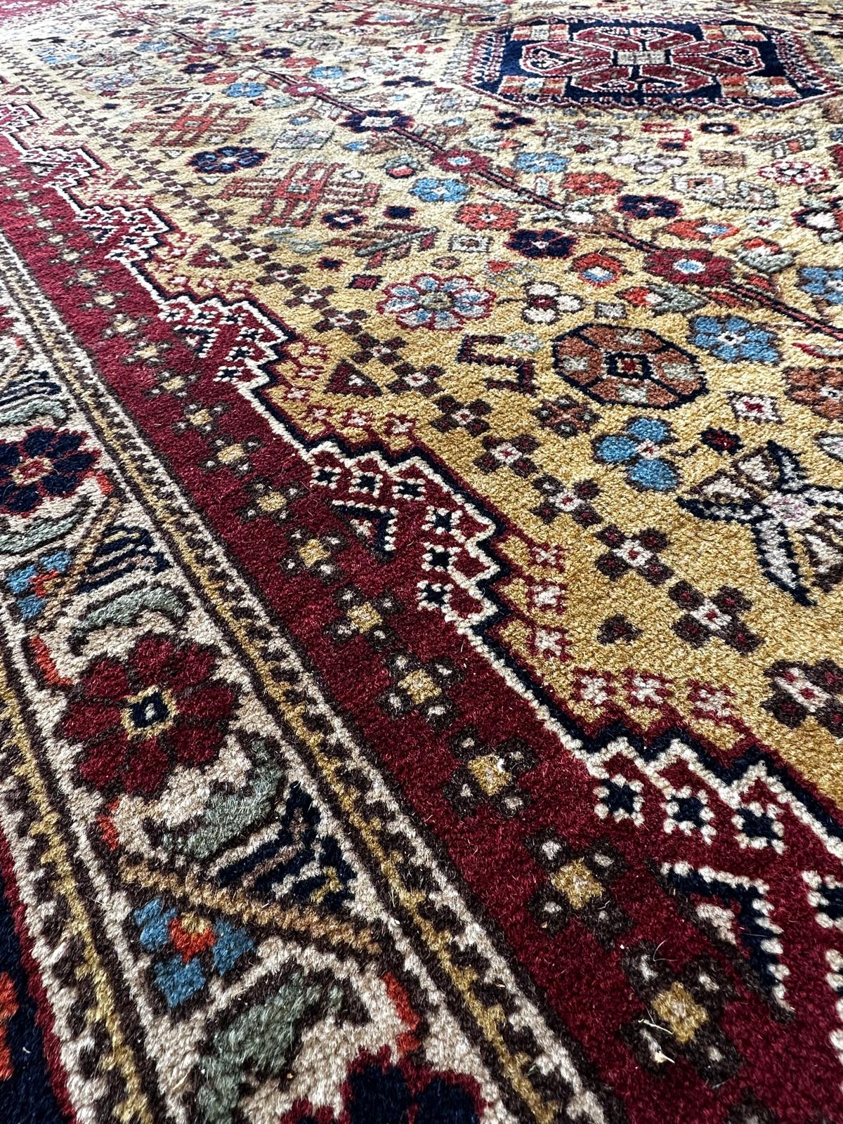 Tapis persan fait main 182cm x 273cm