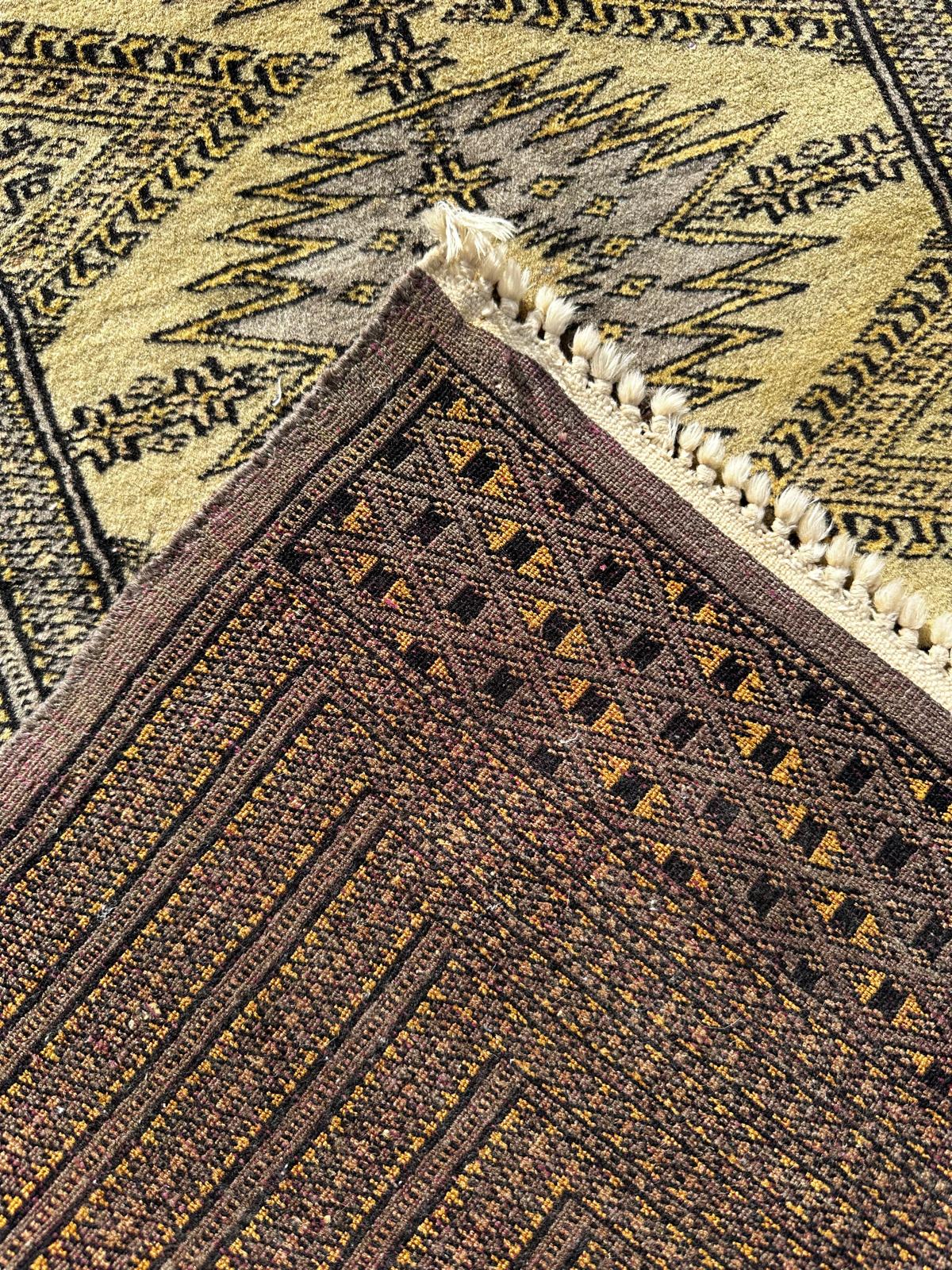 Tapis pakistanais fait main 150cm x 90cm