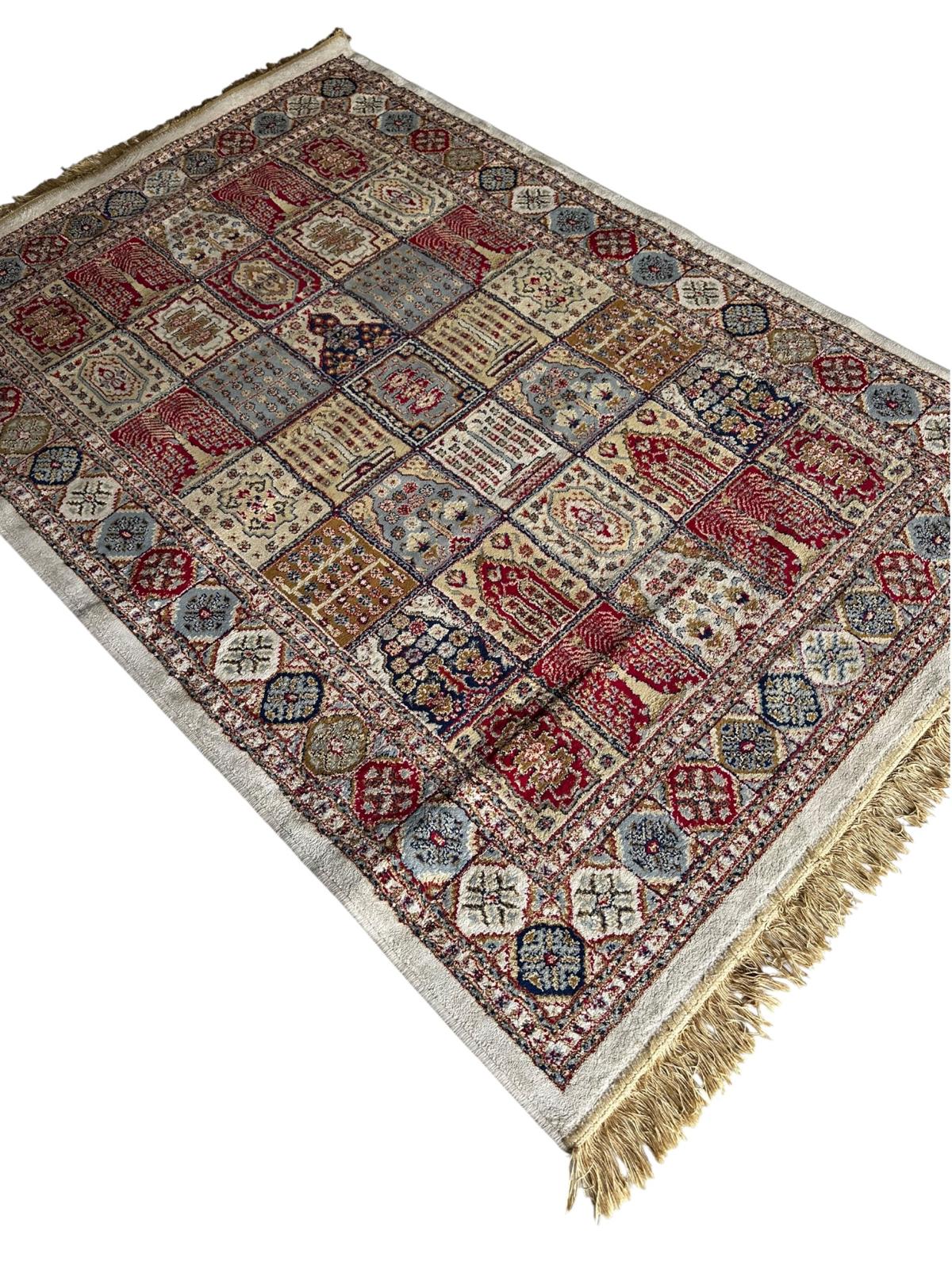 Tapis de style oriental 120 cm x 170cm