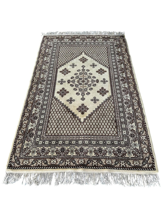 Tapis tunisien fait main 140cm c 235cm