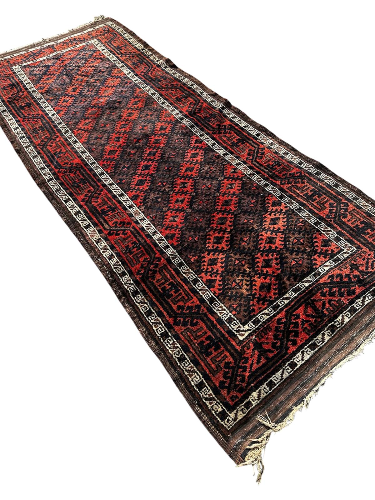 Tapis persan de couloir