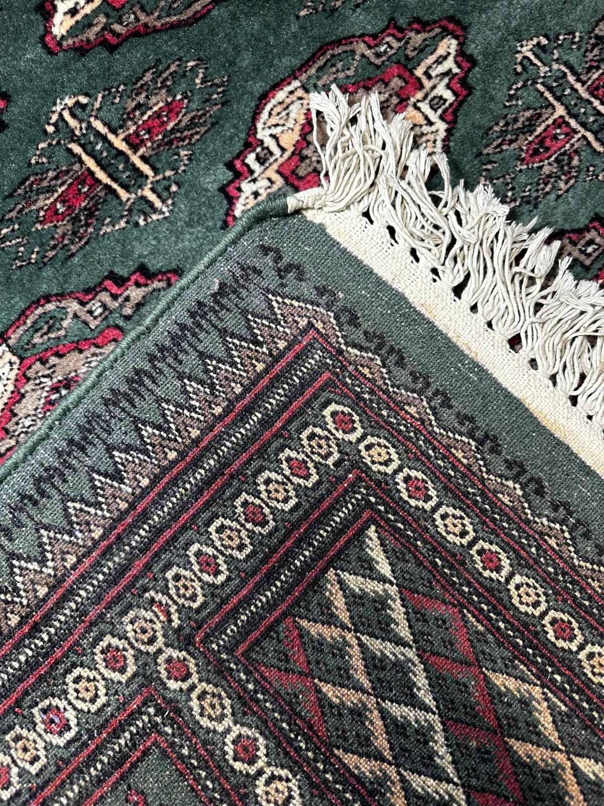 Tapis Boukhara fait main 190cm x 130cm