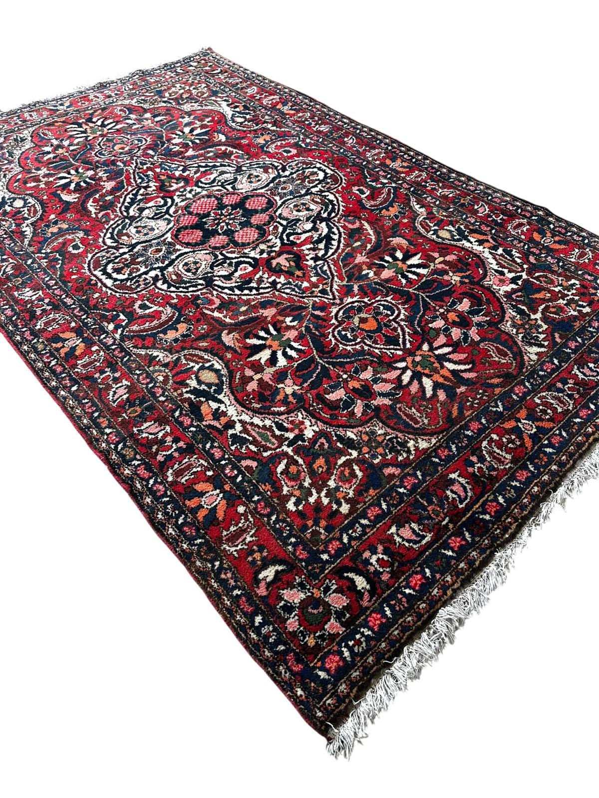 Tapis persan fait main 250cm x 160cm