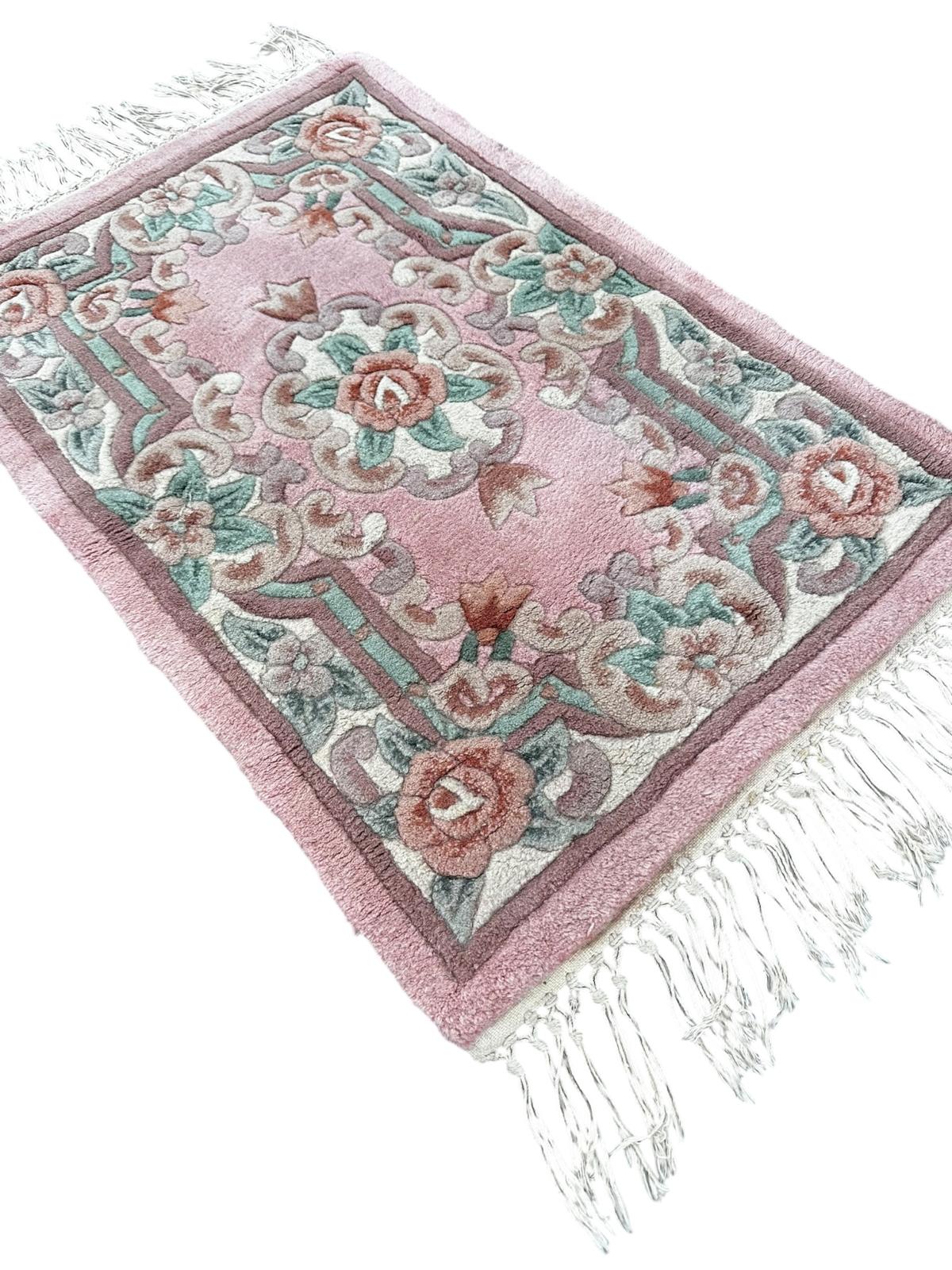 Tapis chinois fait main 90cm x 60cm