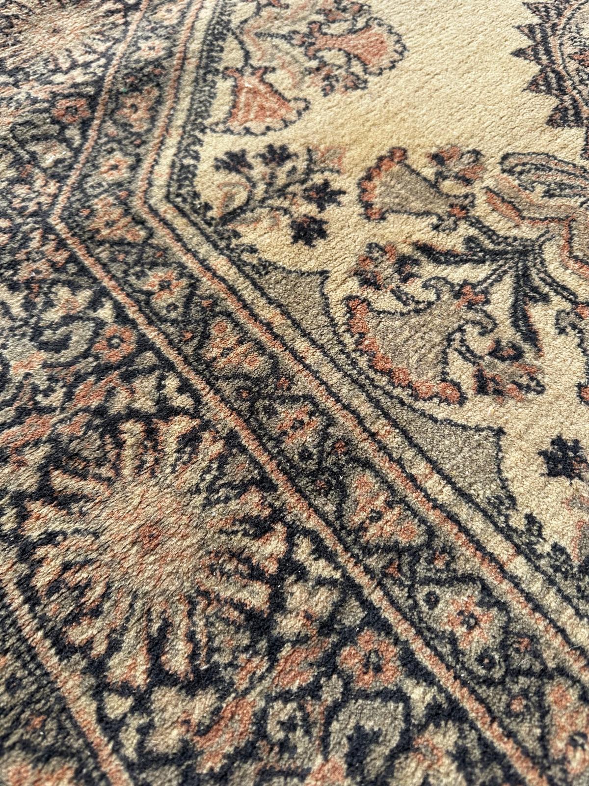 Tapis de style oriental 140cm de diamètre