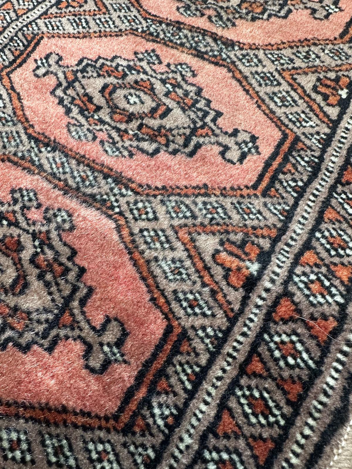 Petit tapis persan fait main 70cm x 30cm