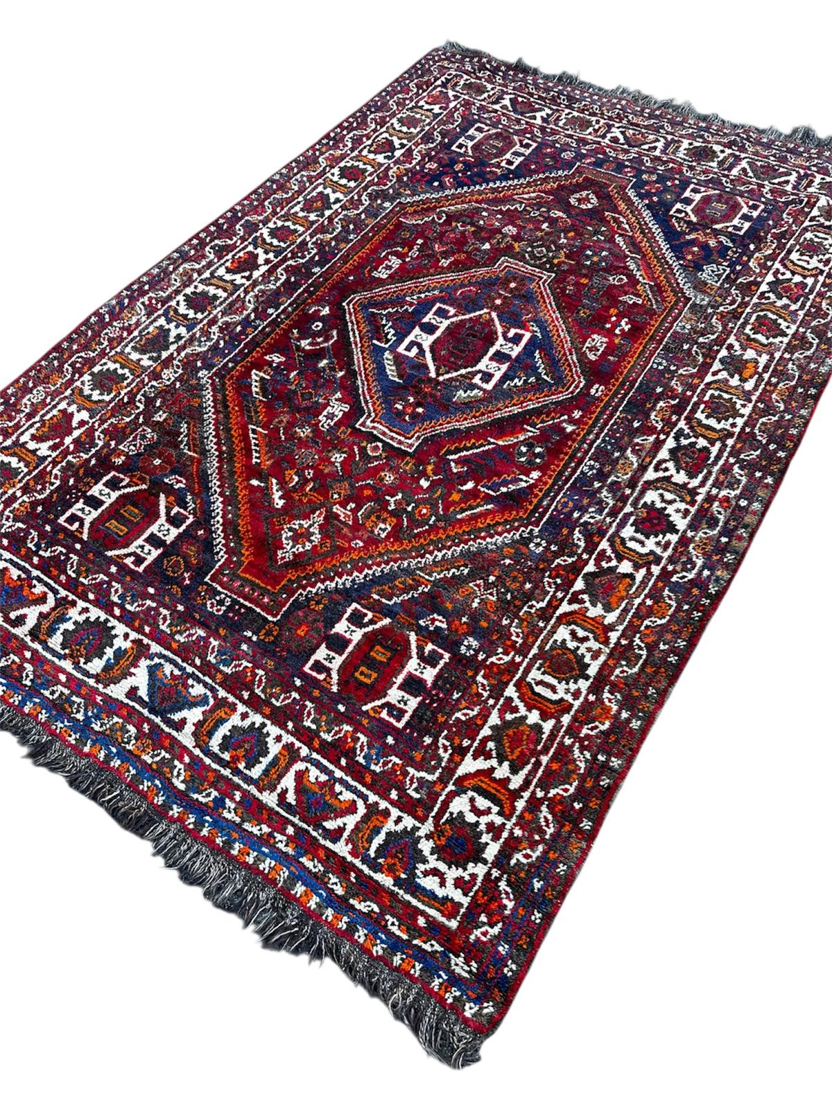 Tapis persan fait main 265cm x 175cm