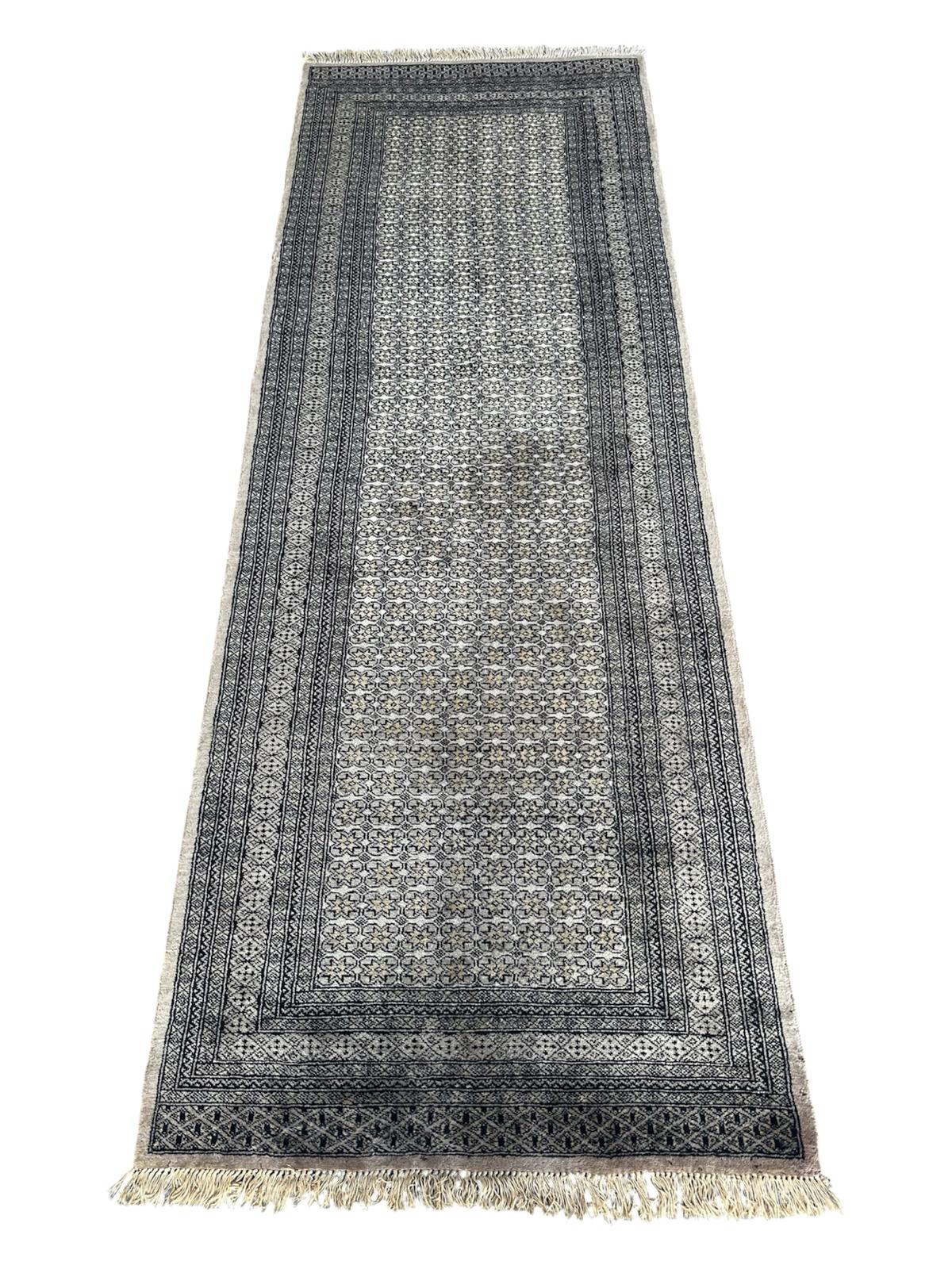 Tapis persan de couloir fait main 290cm x 100cm