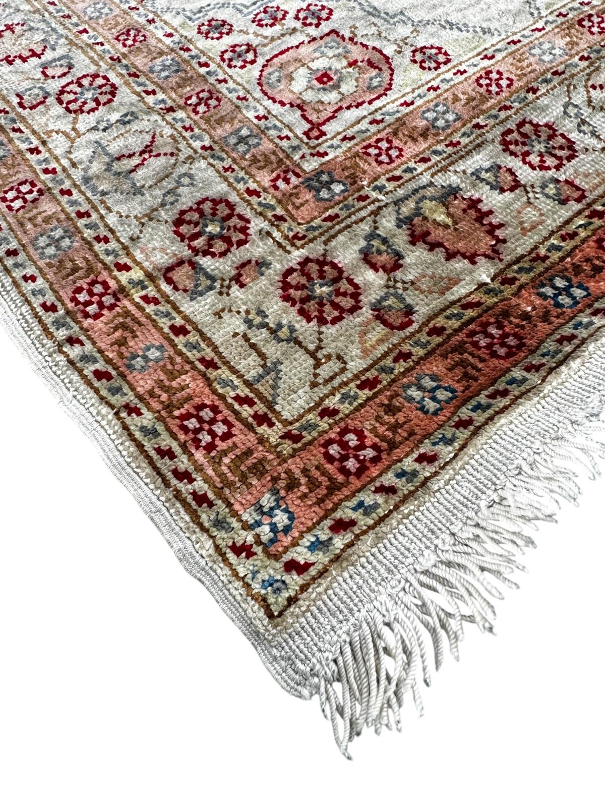 Tapis turc en soie 70cm x 40cm