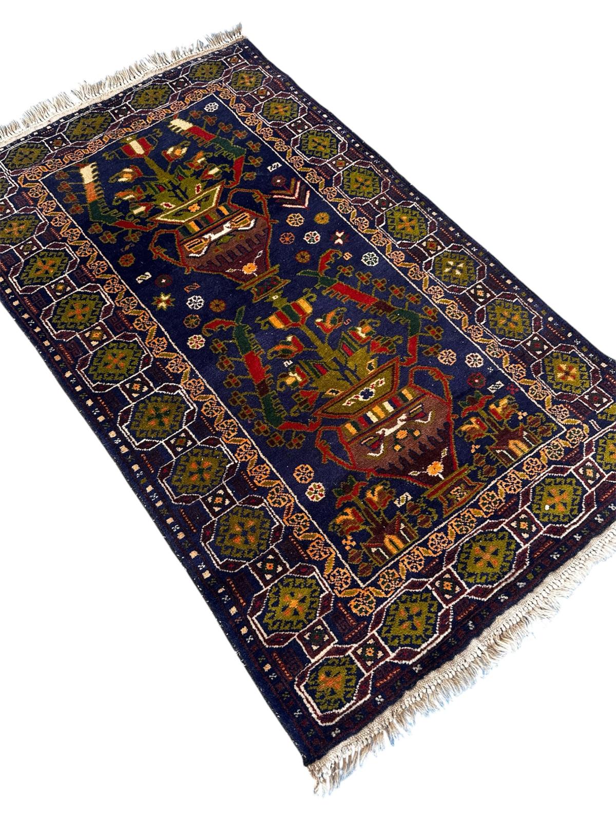 Tapis persan fait main 150cm x 90cm